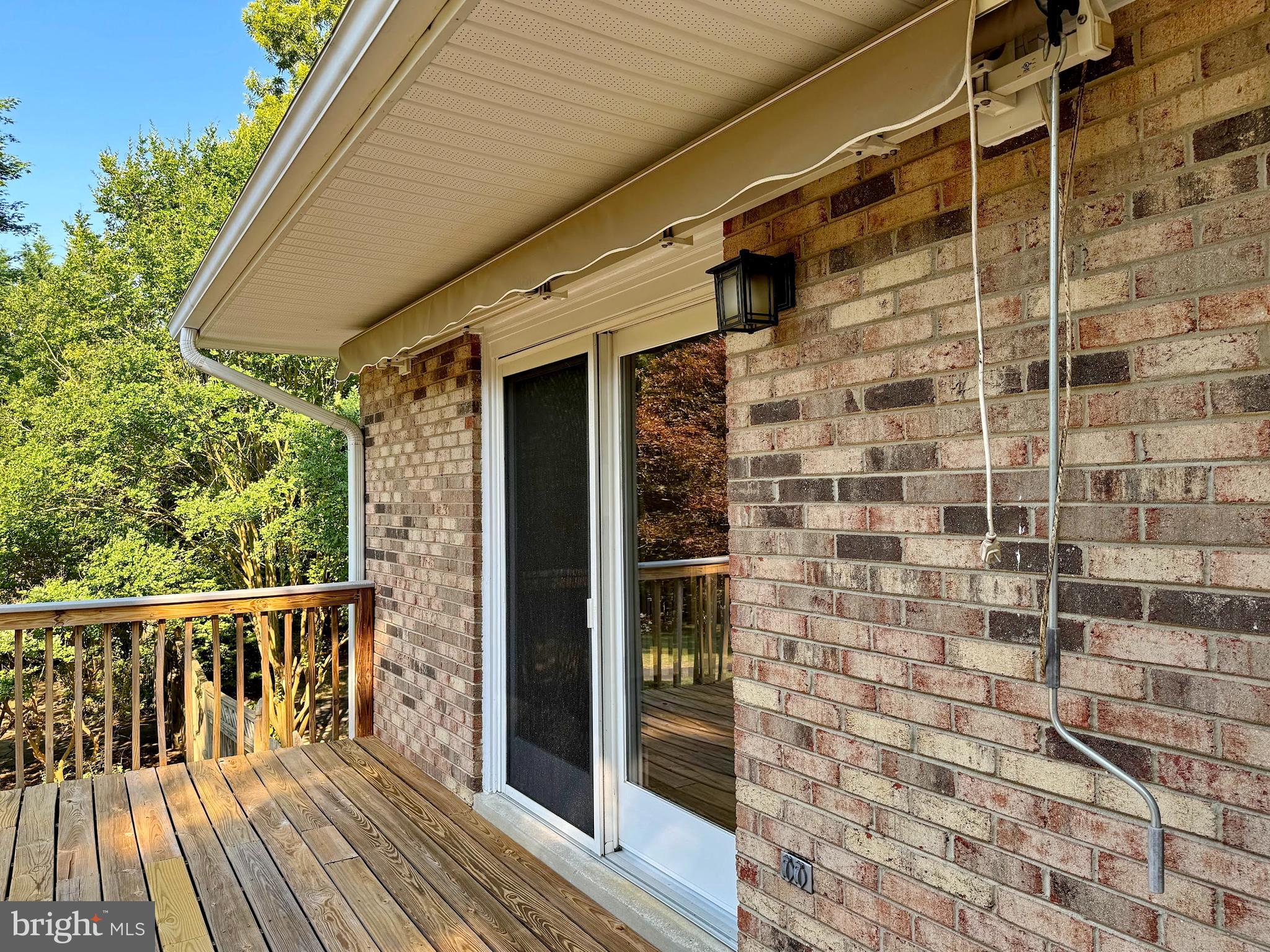 AVON CREST - Residential