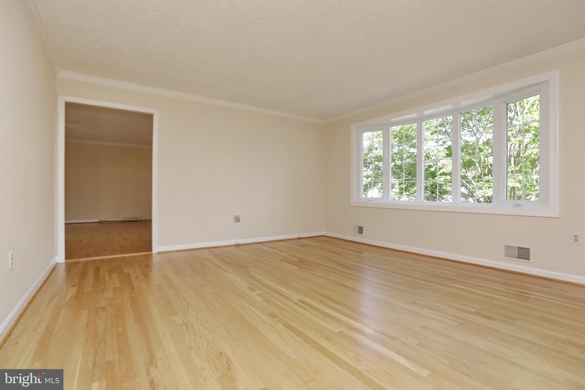 AVON CREST - Residential