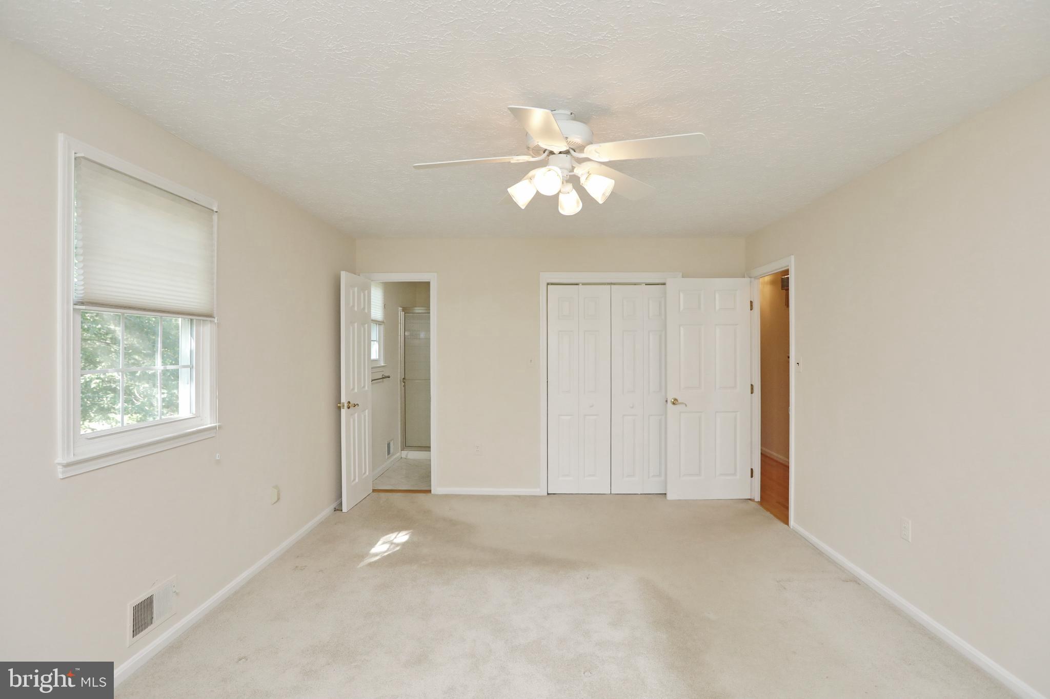 AVON CREST - Residential