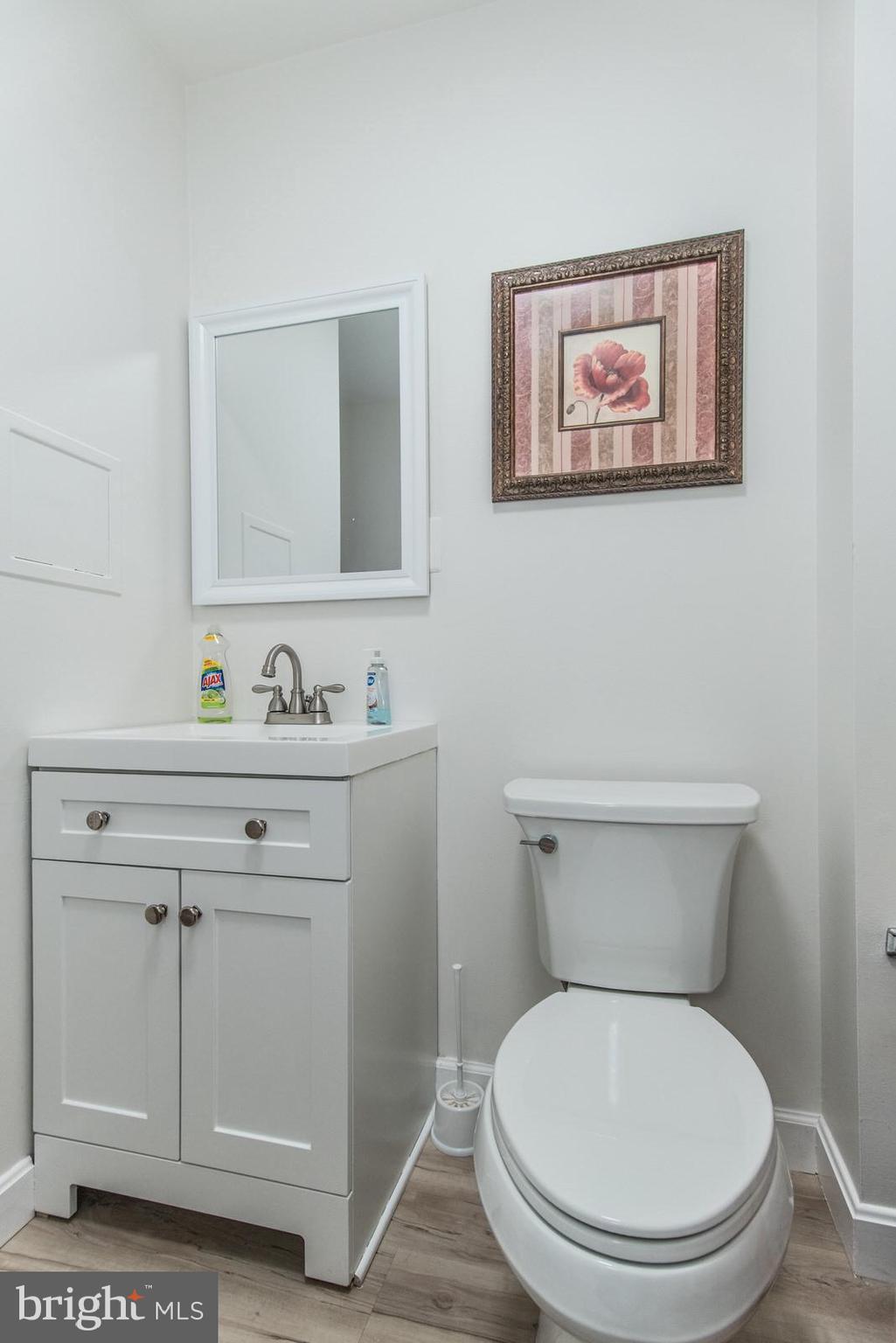 BELLS CORNER - Commercial Sale