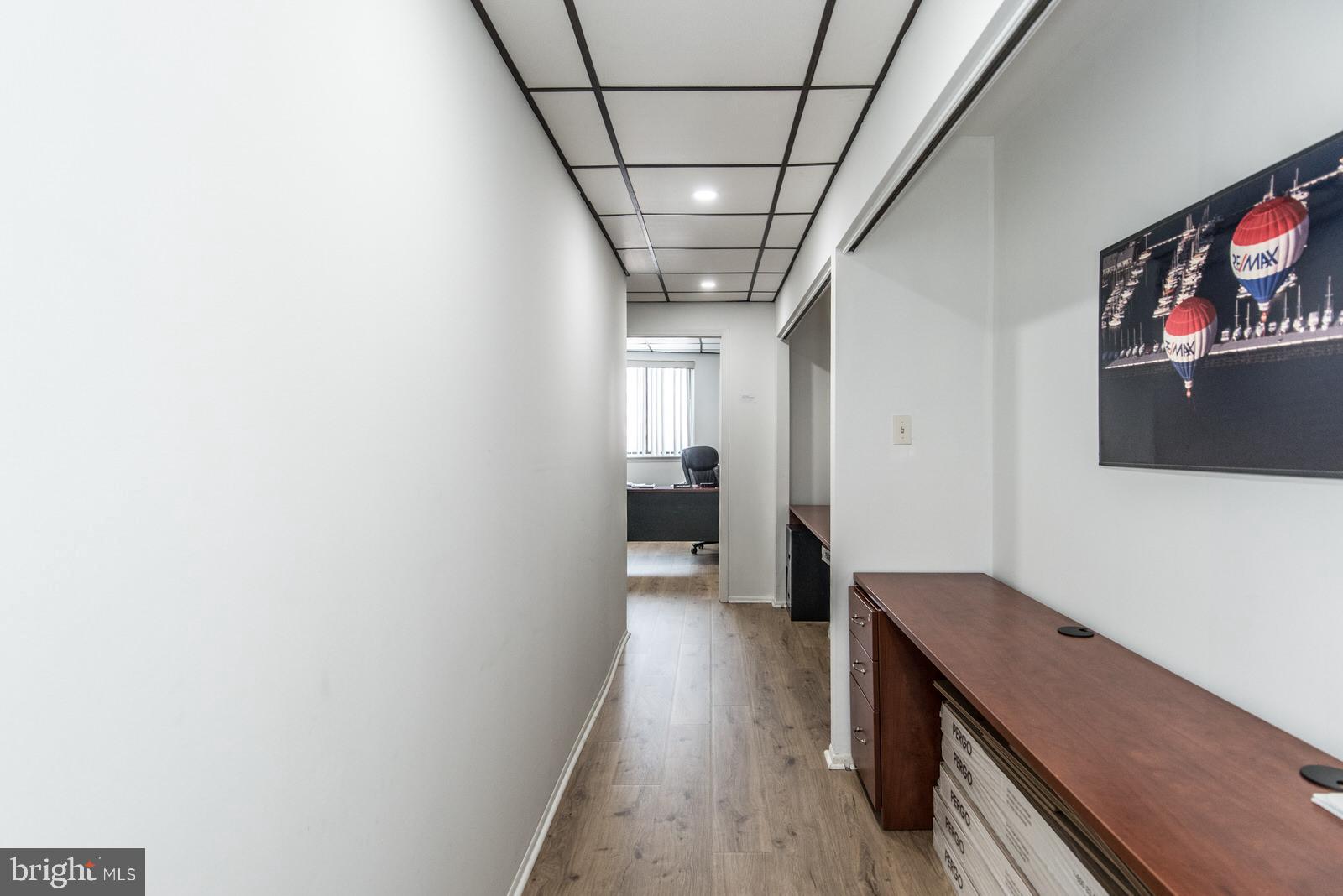 BELLS CORNER - Commercial Sale