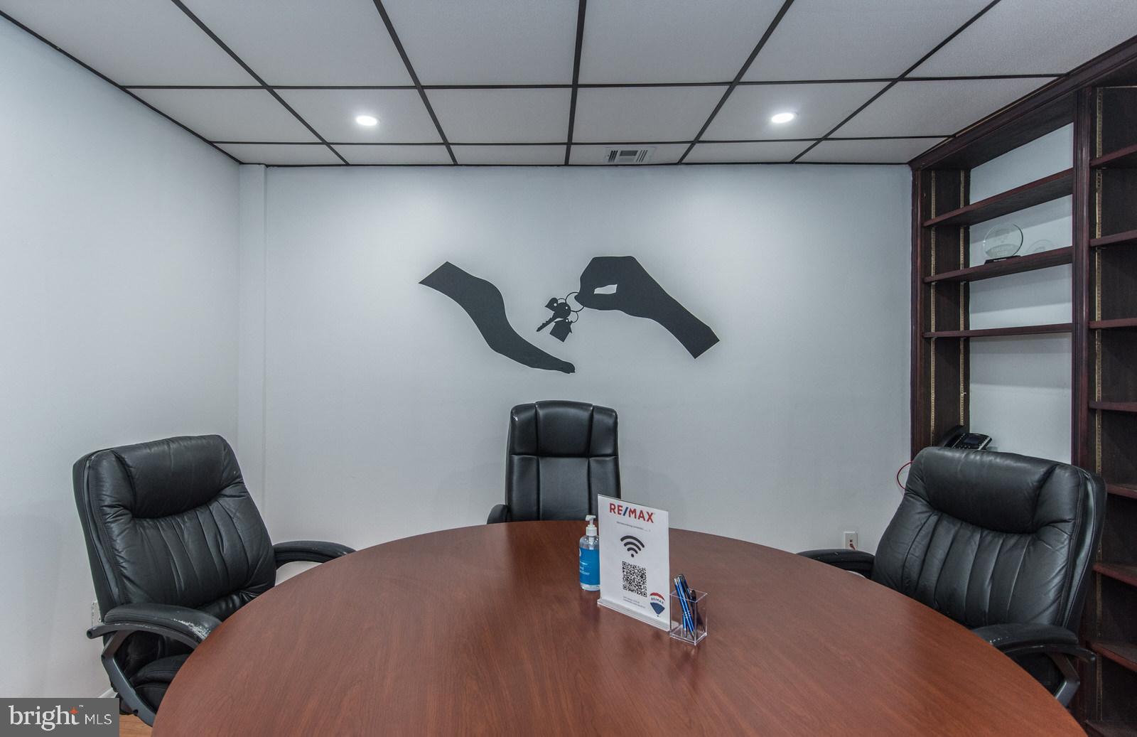 BELLS CORNER - Commercial Sale