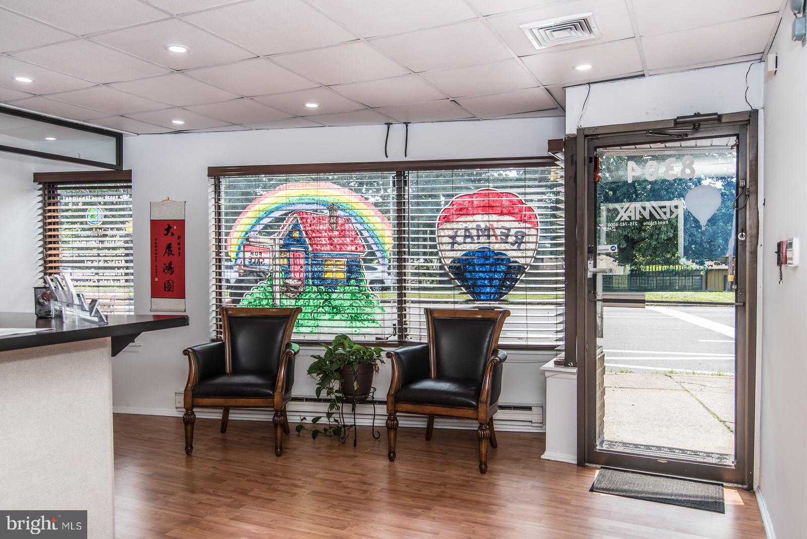 BELLS CORNER - Commercial Sale