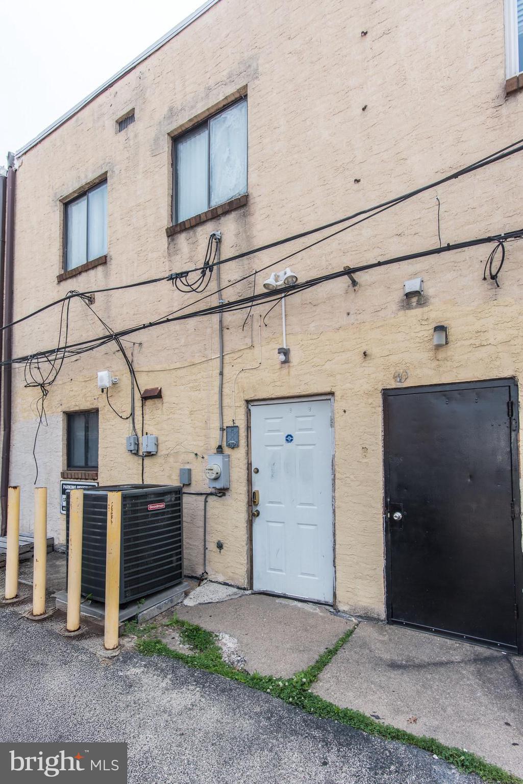 BELLS CORNER - Commercial Sale