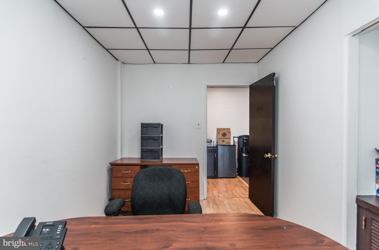 BELLS CORNER - Commercial Sale