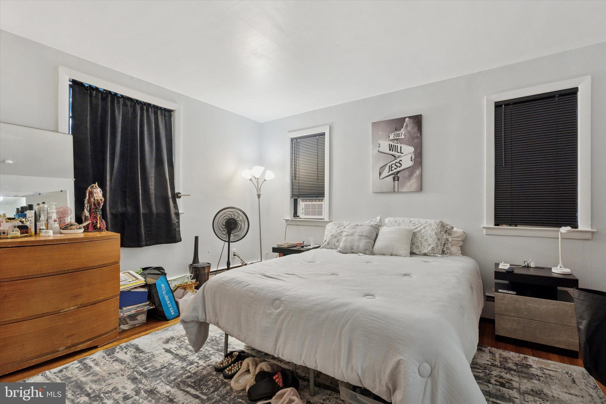 CHELTENHAM - Commercial Sale