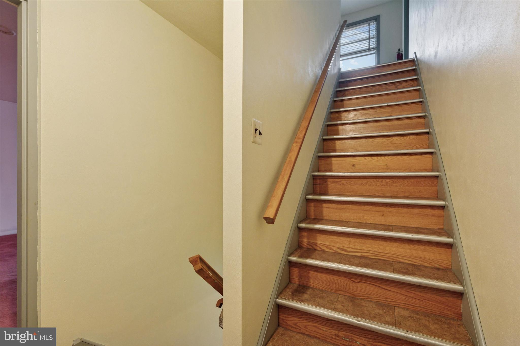 CHELTENHAM - Commercial Sale