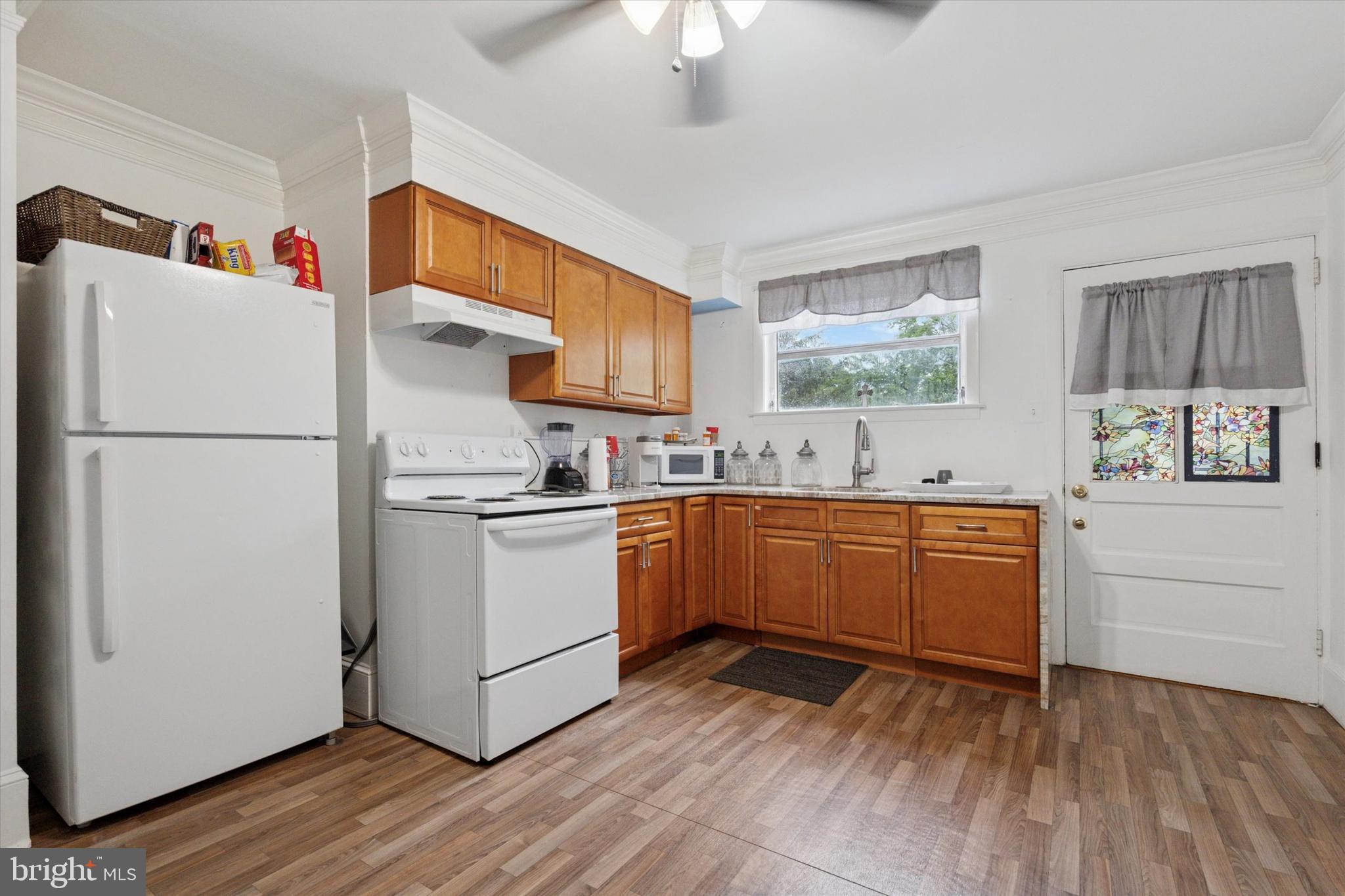 CHELTENHAM - Commercial Sale