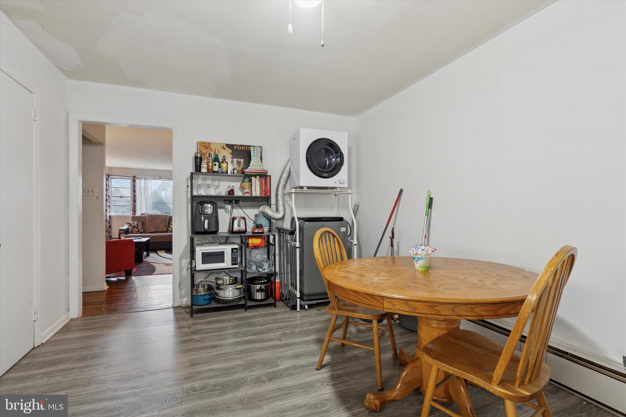 CHELTENHAM - Commercial Sale