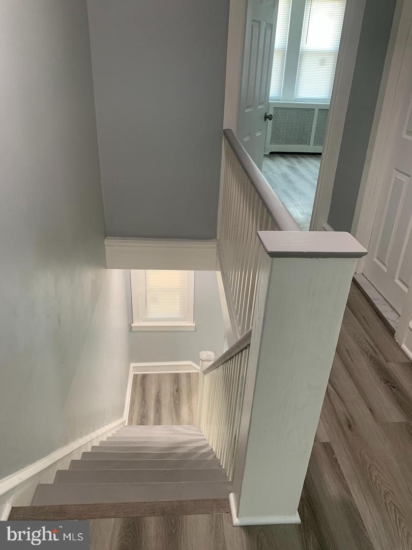 LAWNCREST - Residential