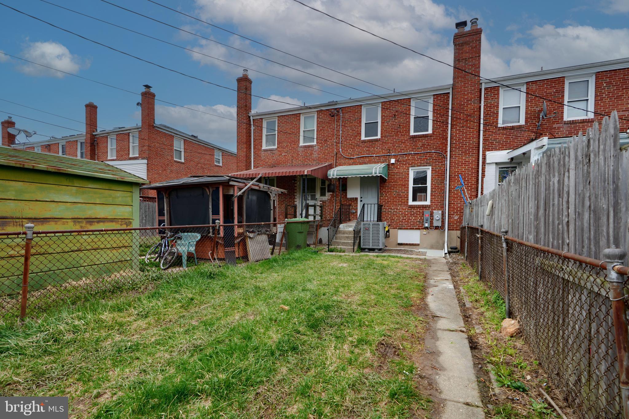 NORTH POINT VILLAGE - Residential