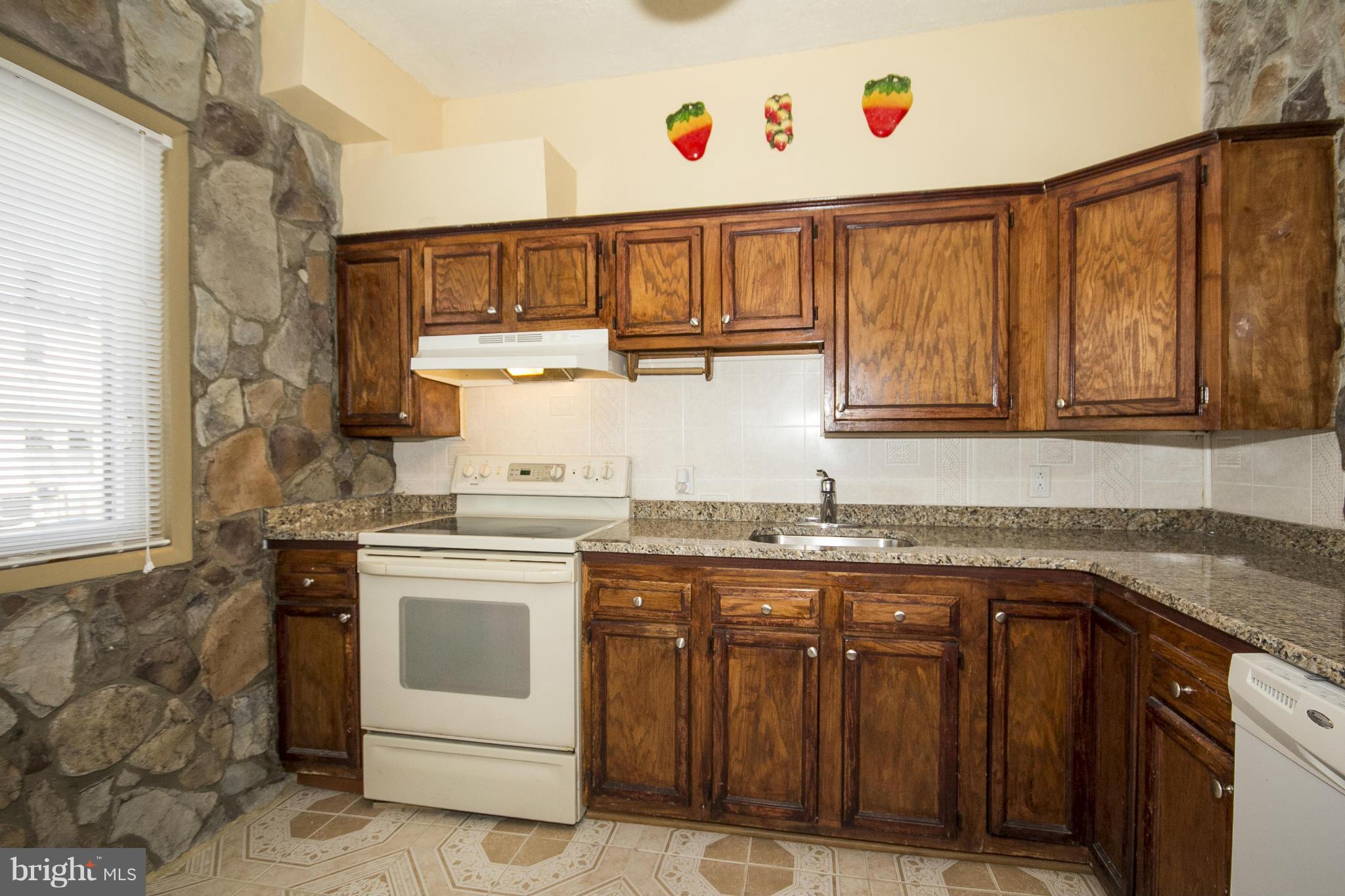 HIGHLANDTOWN - Residential