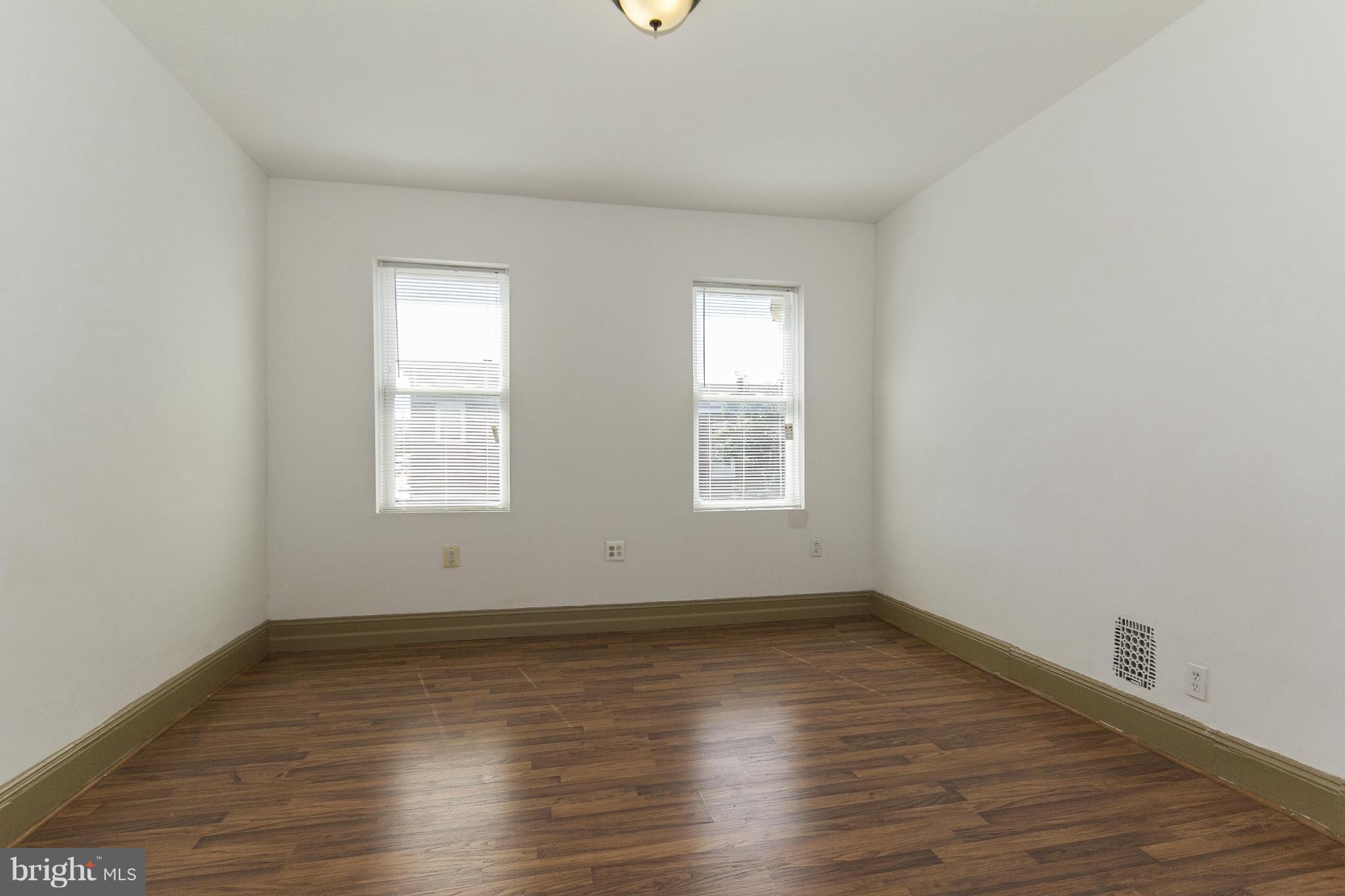 HIGHLANDTOWN - Residential