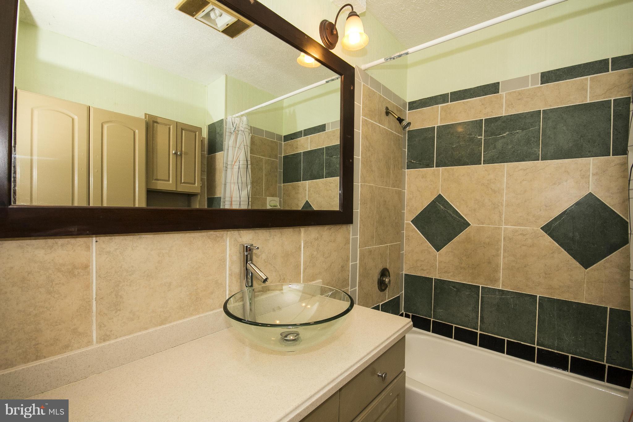 HIGHLANDTOWN - Residential