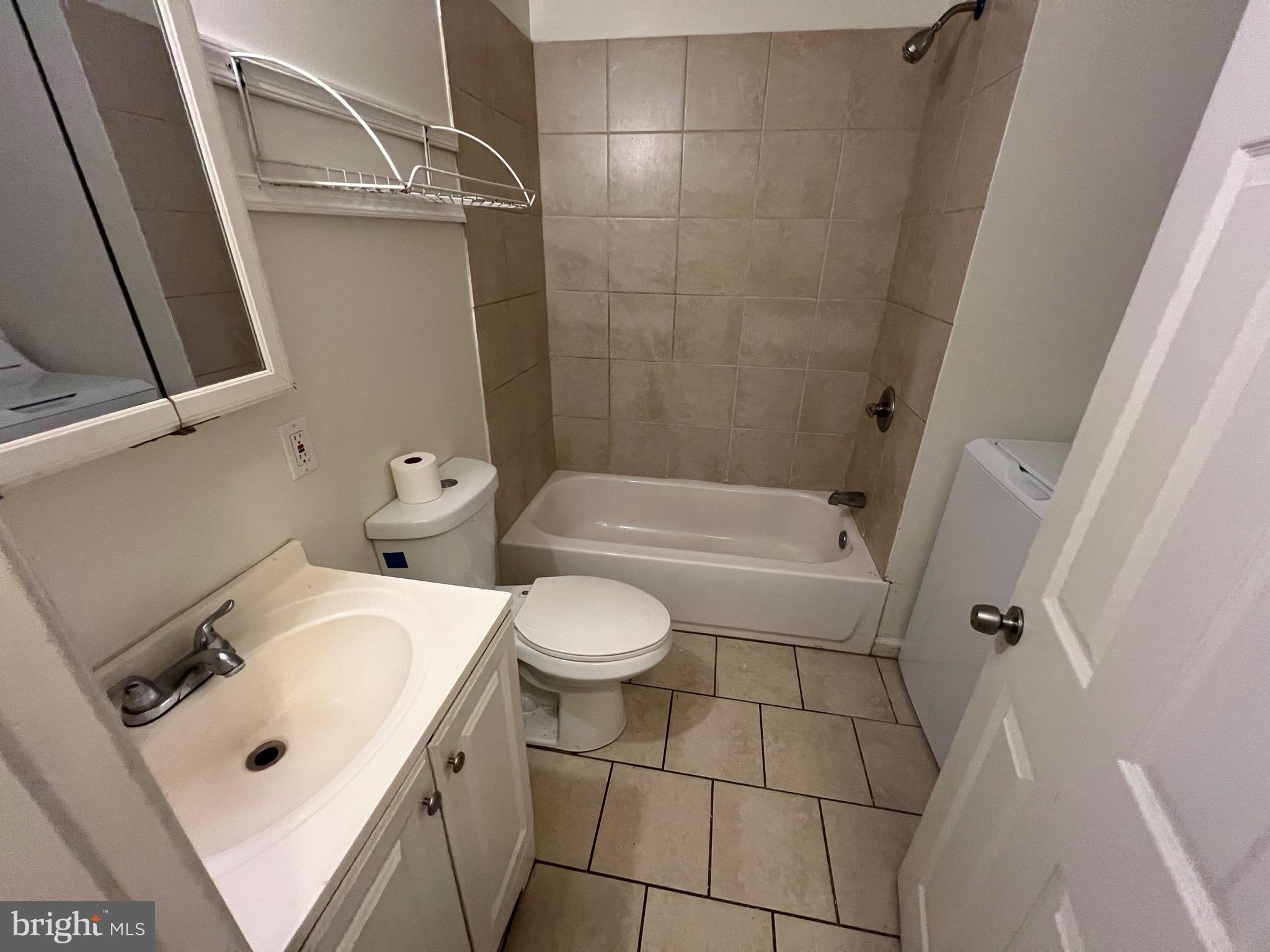 COBBS CREEK - Residential Lease