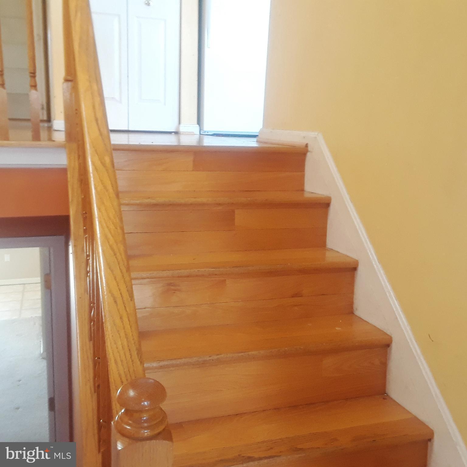 SHORELAND - Residential