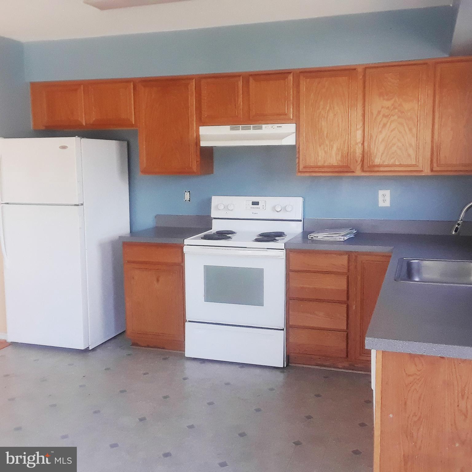 SHORELAND - Residential