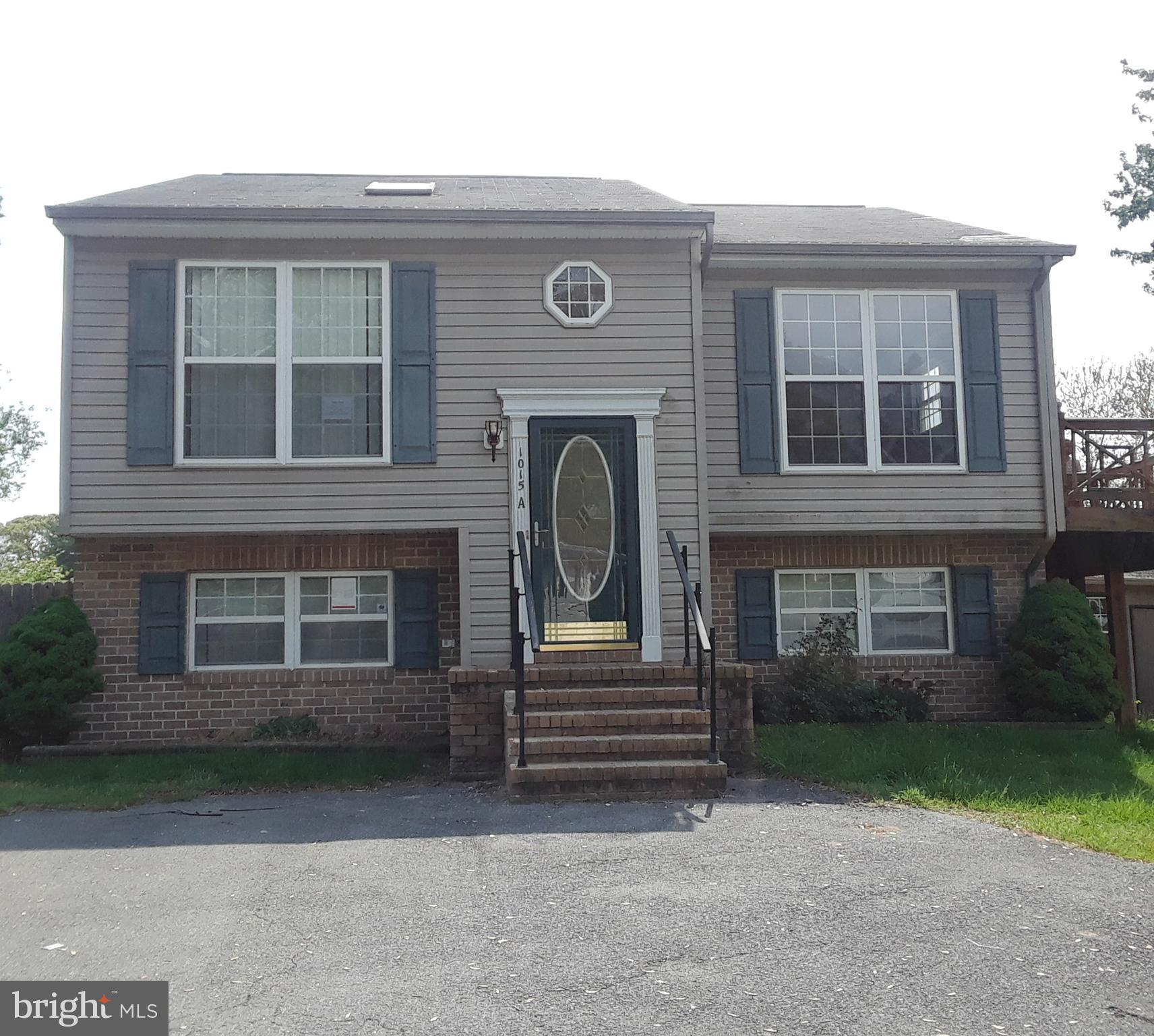 SHORELAND - Residential