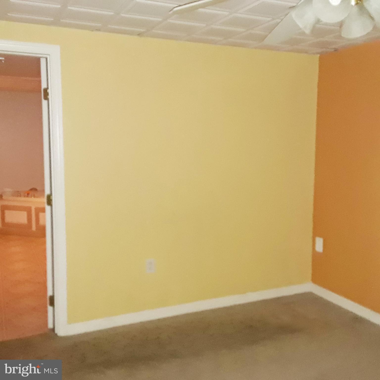 SHORELAND - Residential