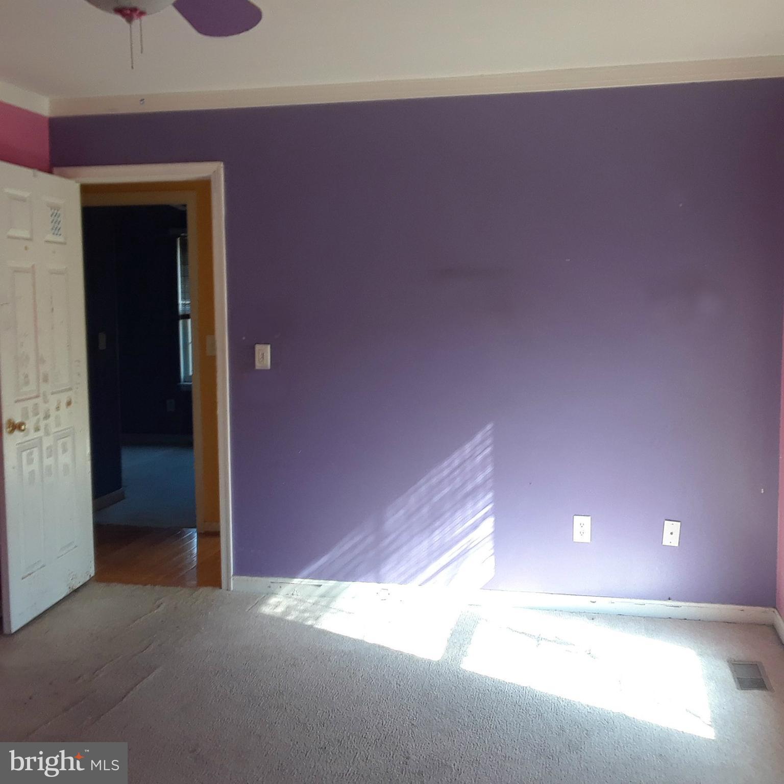 SHORELAND - Residential