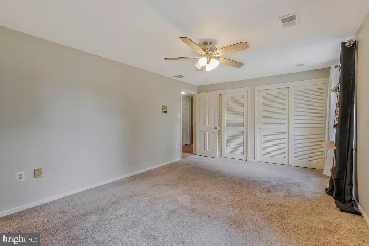 ANDREWS MANOR - Residential