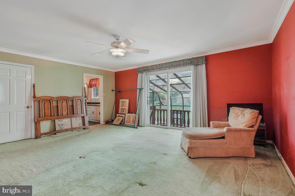 ANDREWS MANOR - Residential