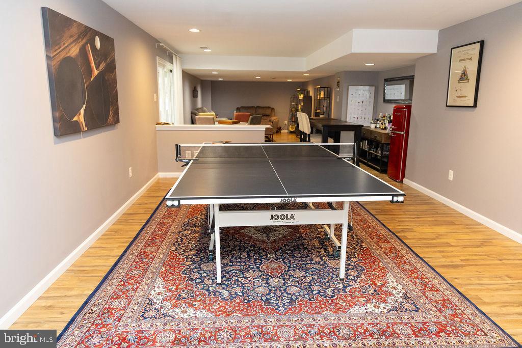 NORTH POINTE - Residential