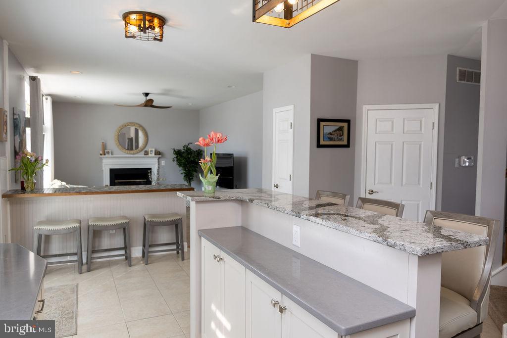 NORTH POINTE - Residential