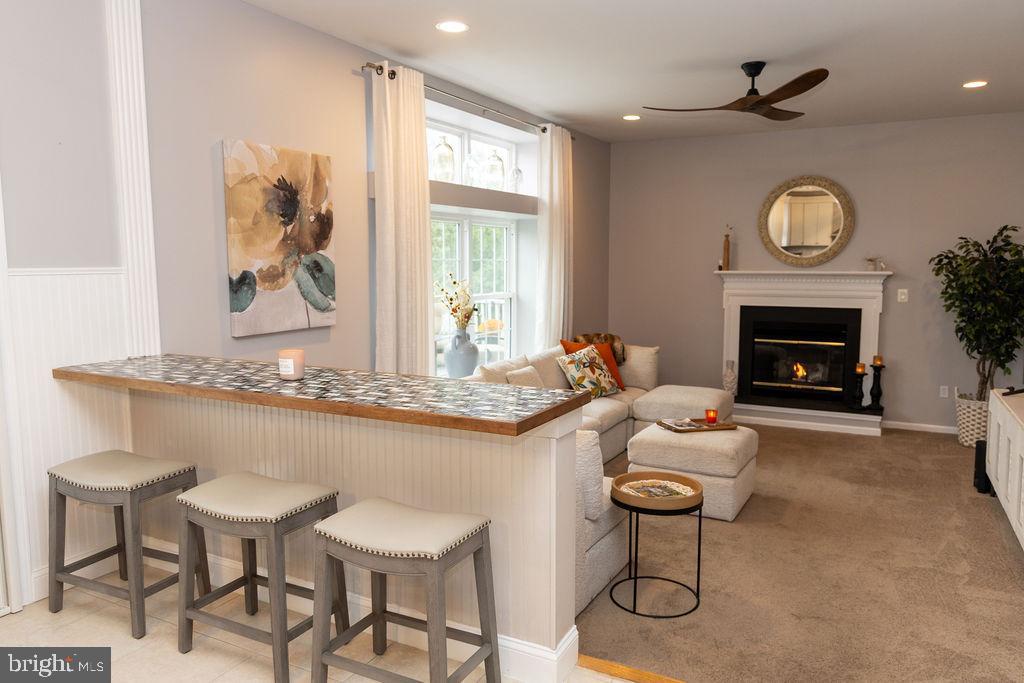 NORTH POINTE - Residential