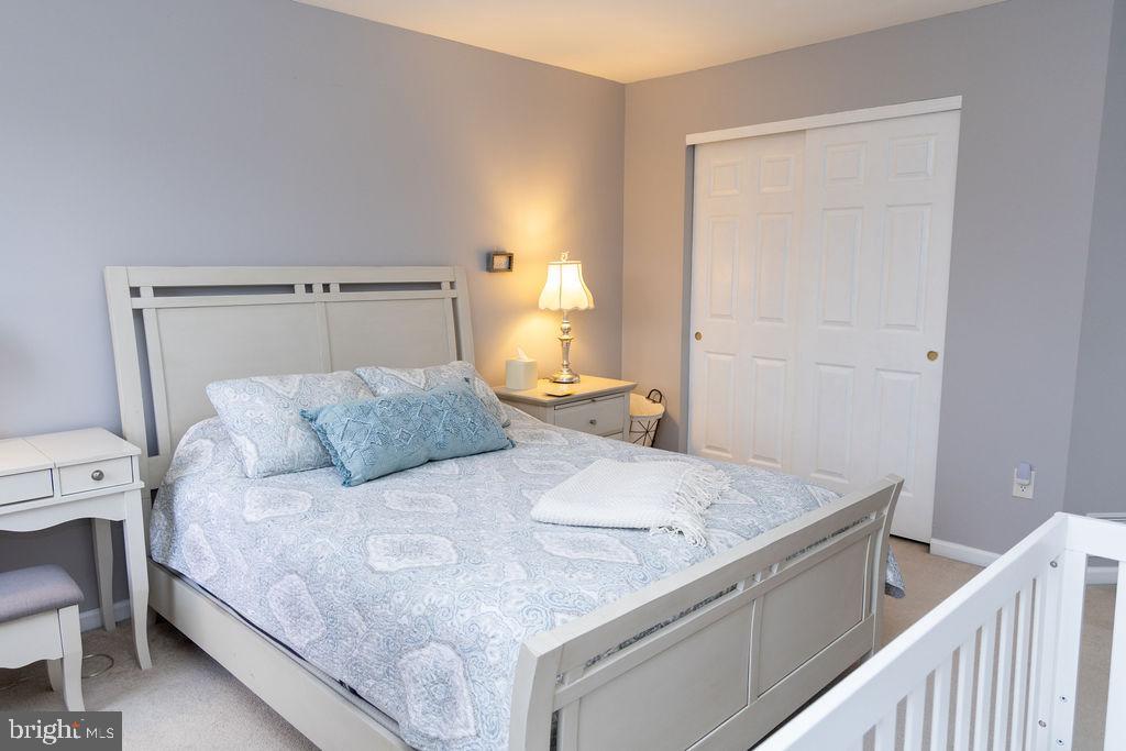 NORTH POINTE - Residential