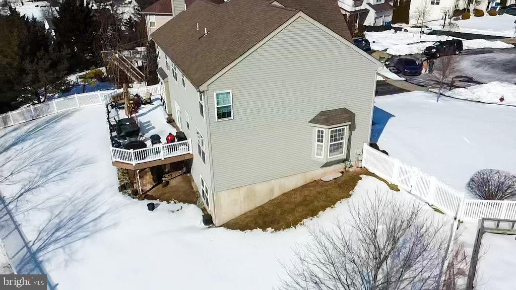 NORTH POINTE - Residential