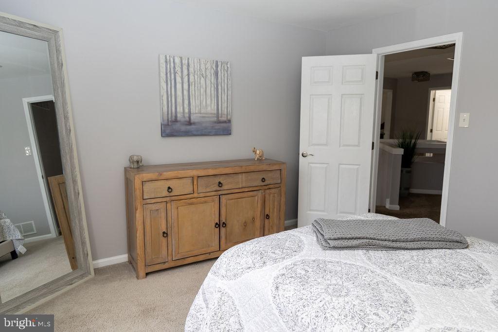 NORTH POINTE - Residential