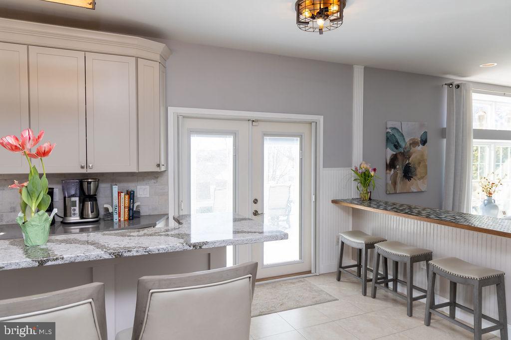 NORTH POINTE - Residential