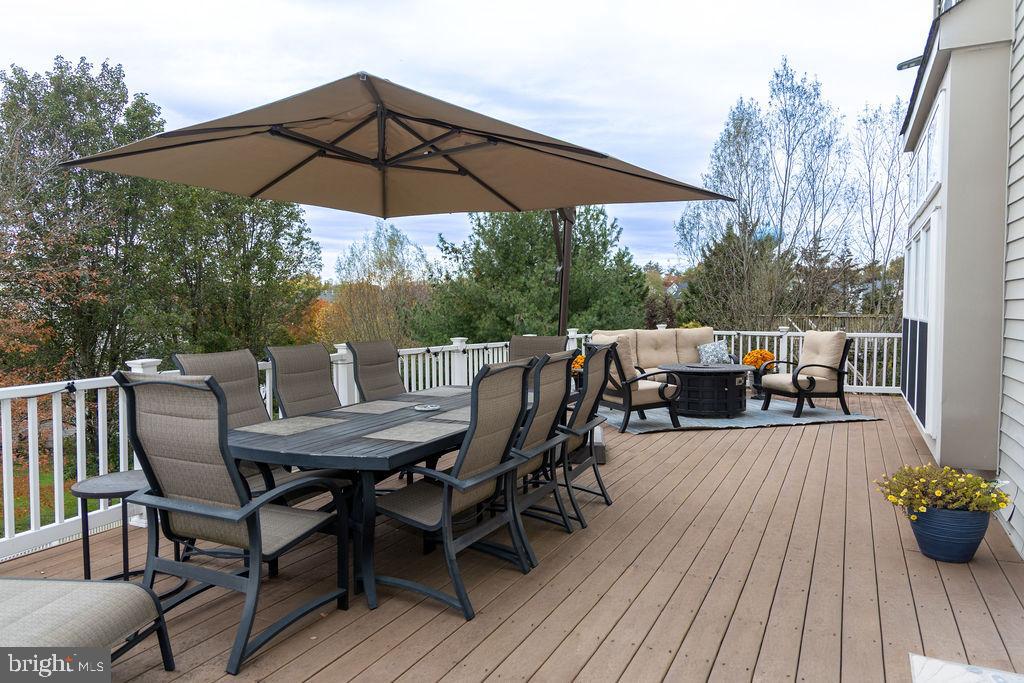 NORTH POINTE - Residential