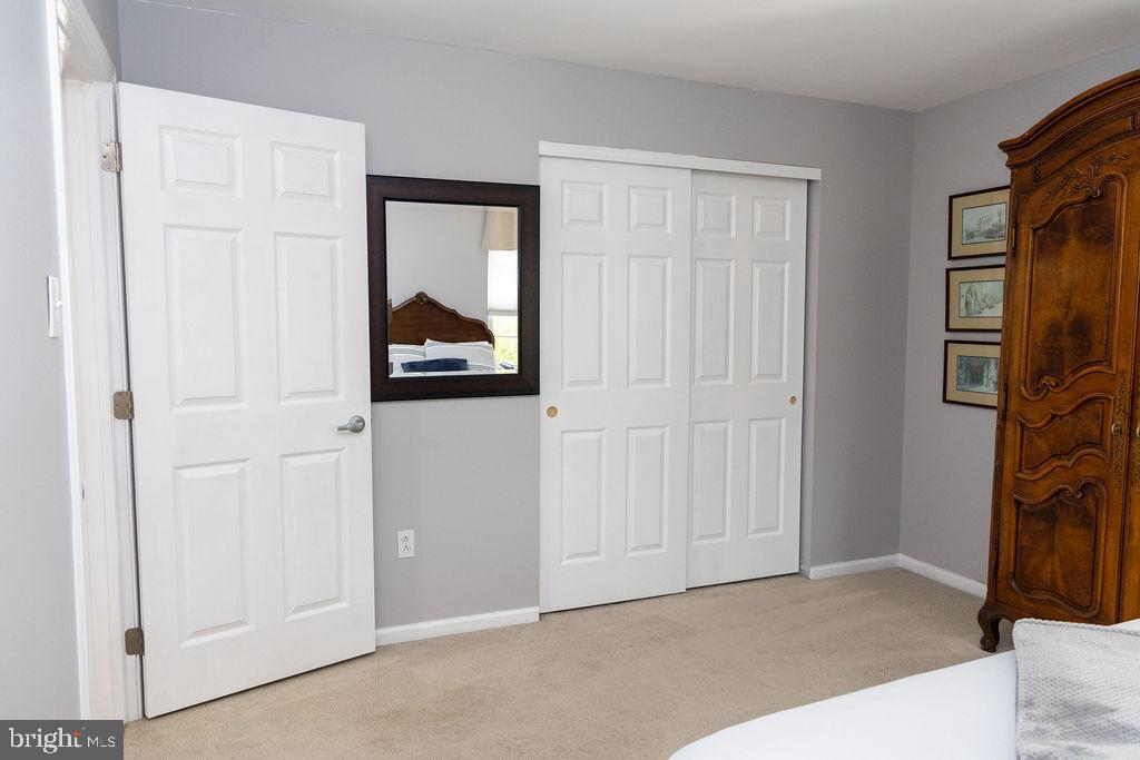 NORTH POINTE - Residential