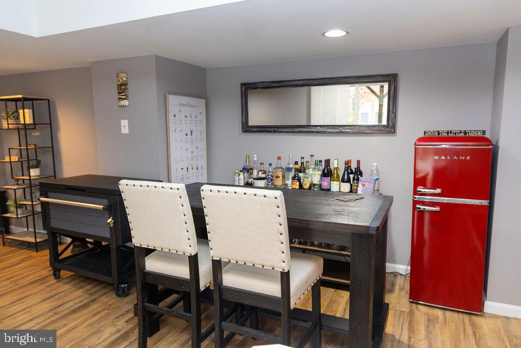 NORTH POINTE - Residential