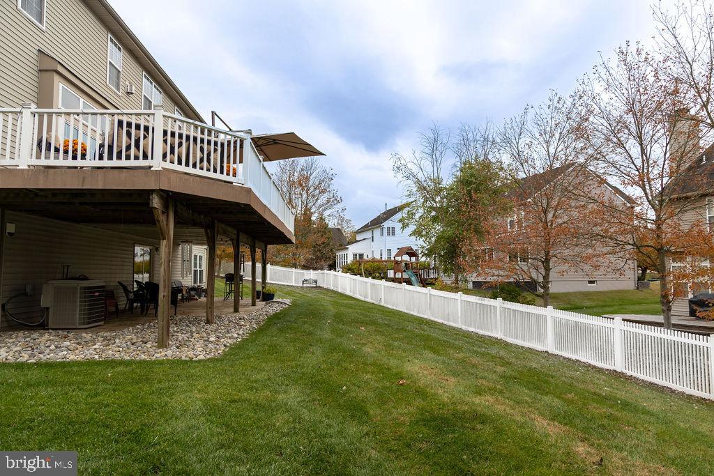 NORTH POINTE - Residential