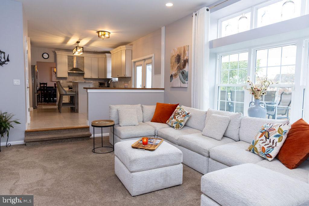 NORTH POINTE - Residential