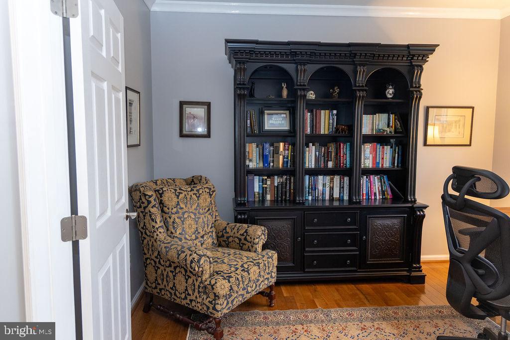 NORTH POINTE - Residential