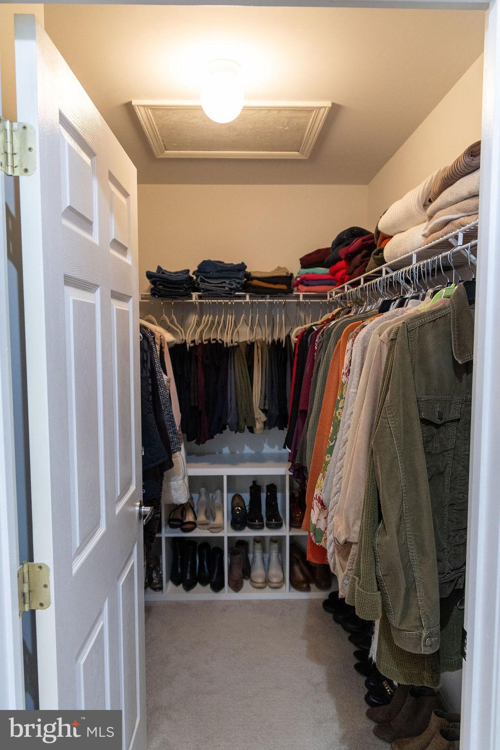 NORTH POINTE - Residential