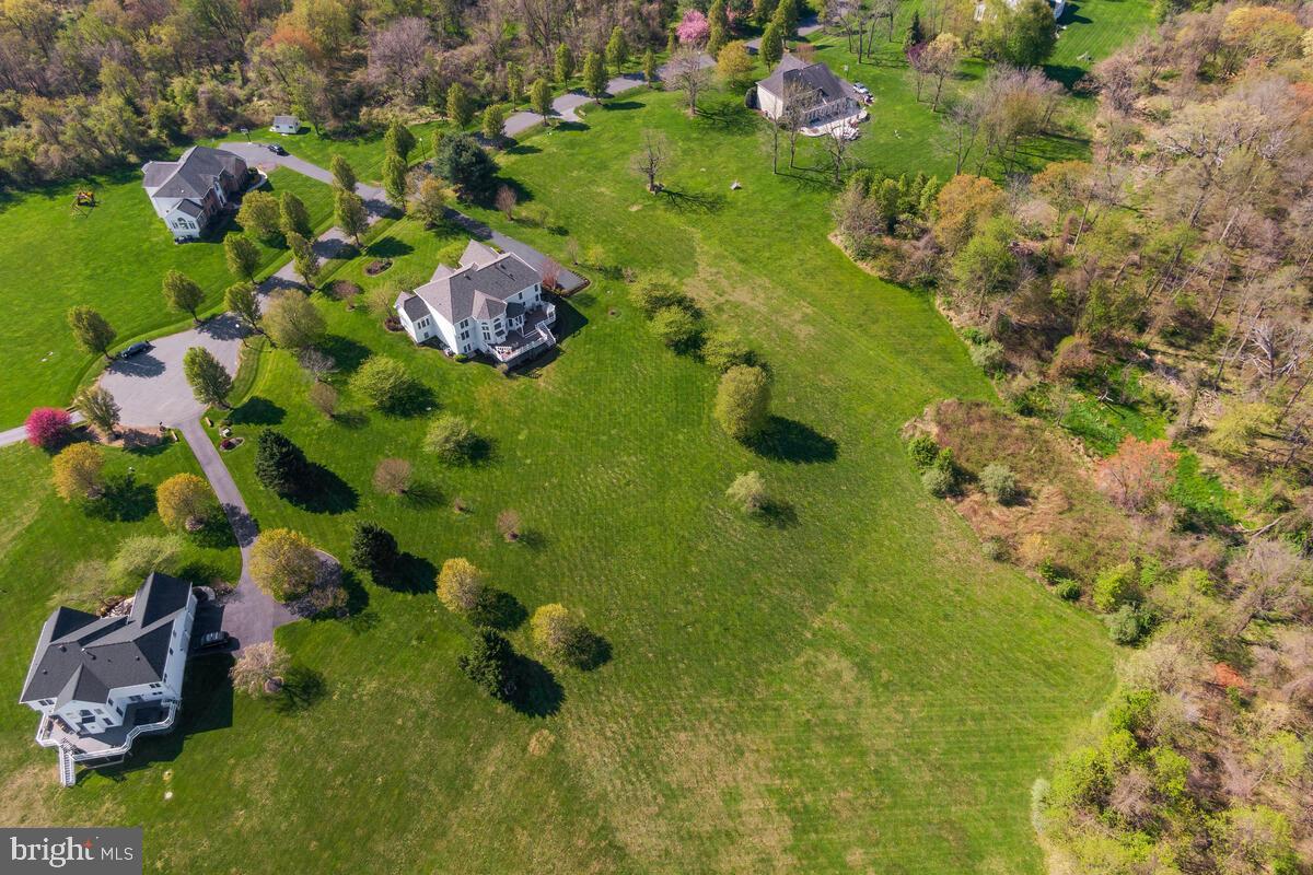 DENIT ESTATES - Residential