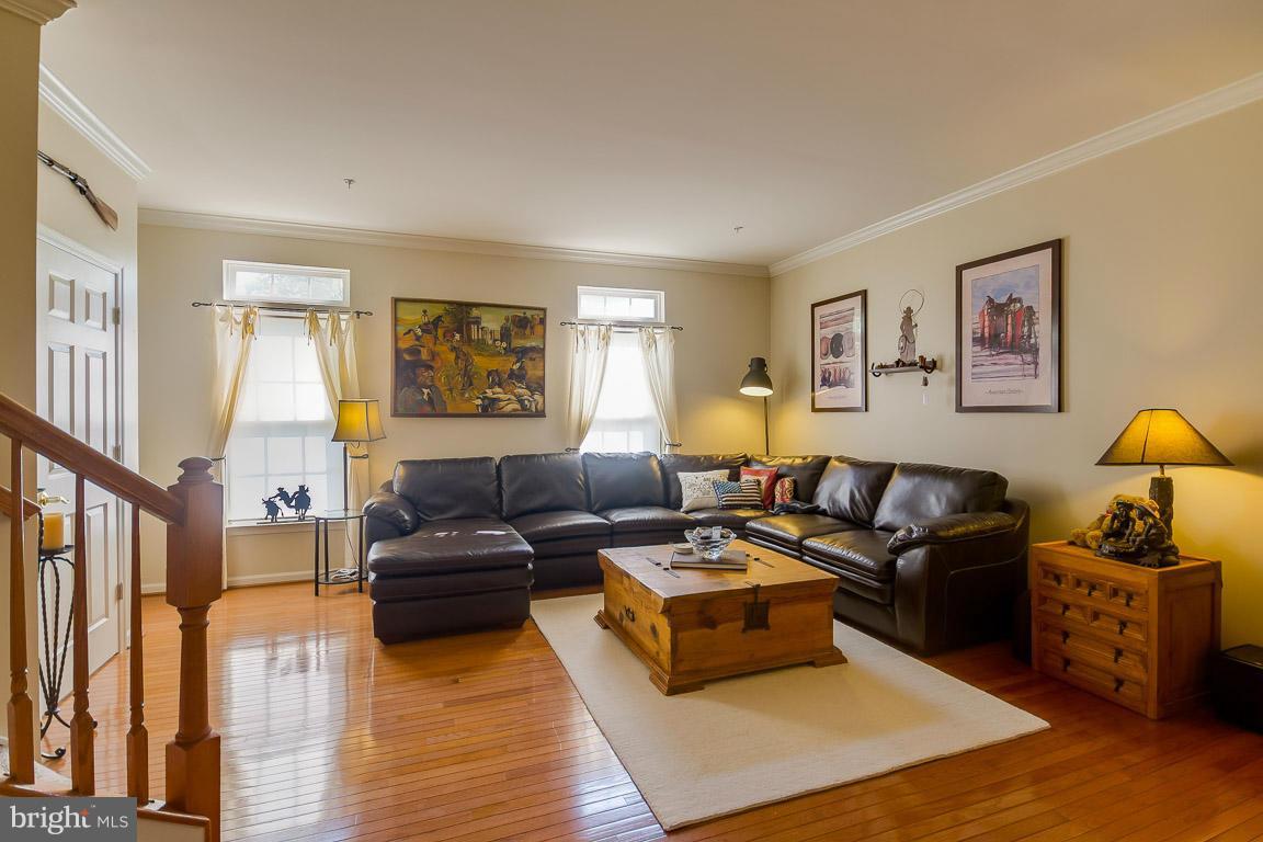 CAMERON STATION - Residential