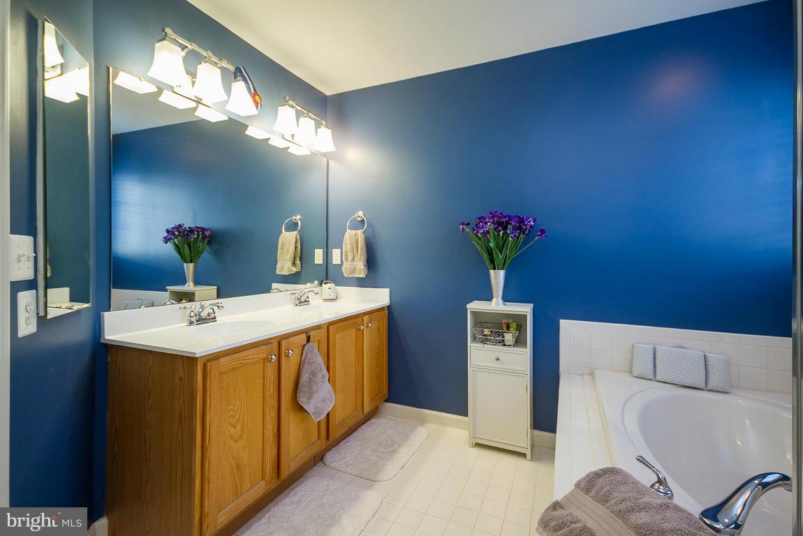 CAMERON STATION - Residential