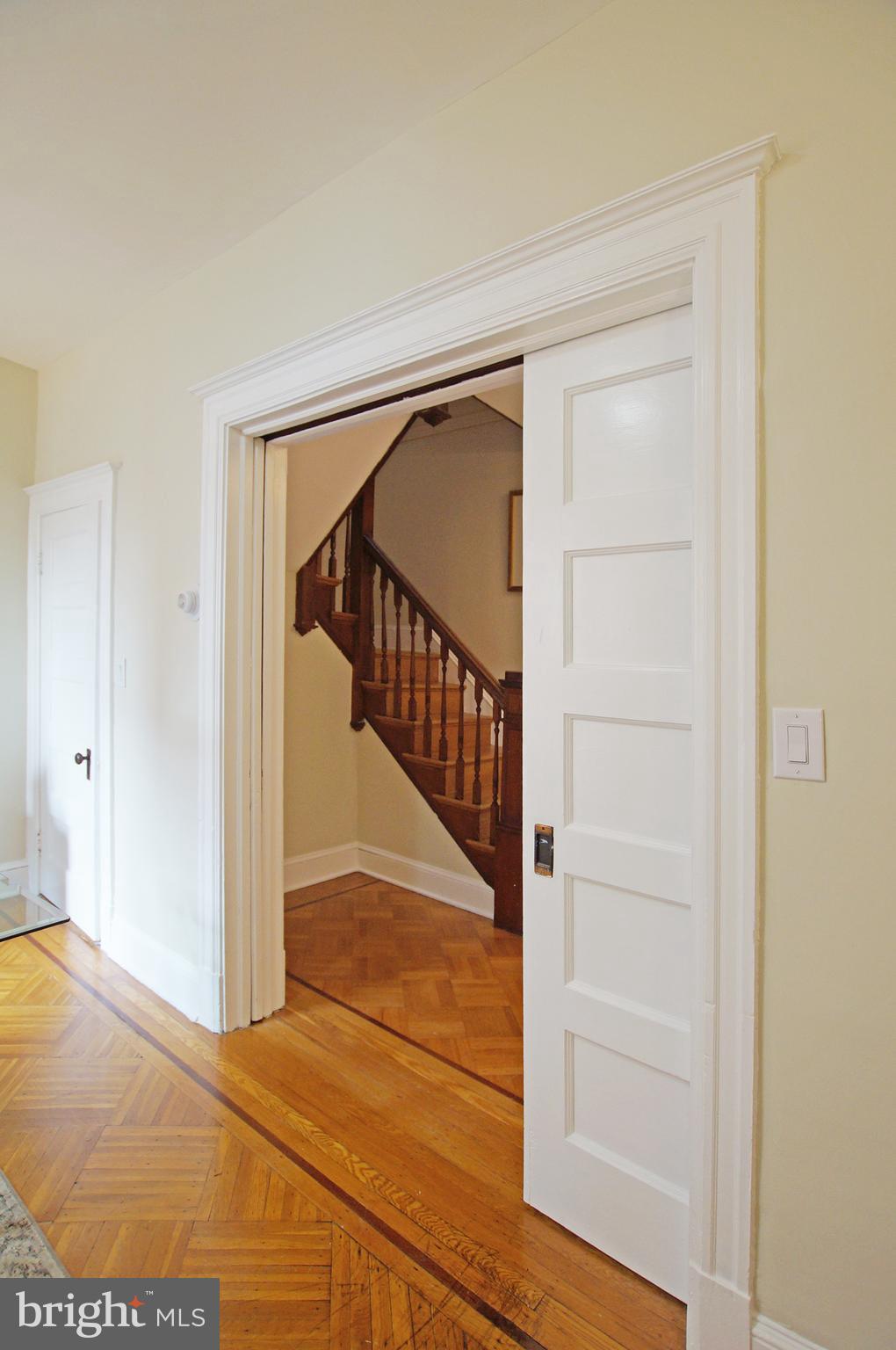 CAPITOL HILL - Residential