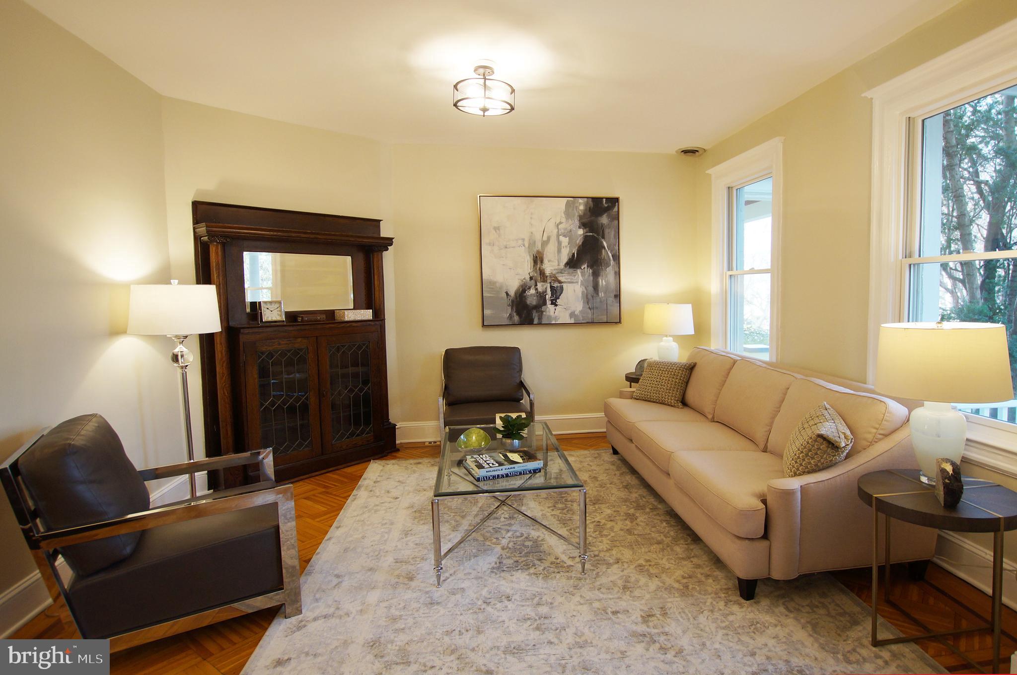 CAPITOL HILL - Residential