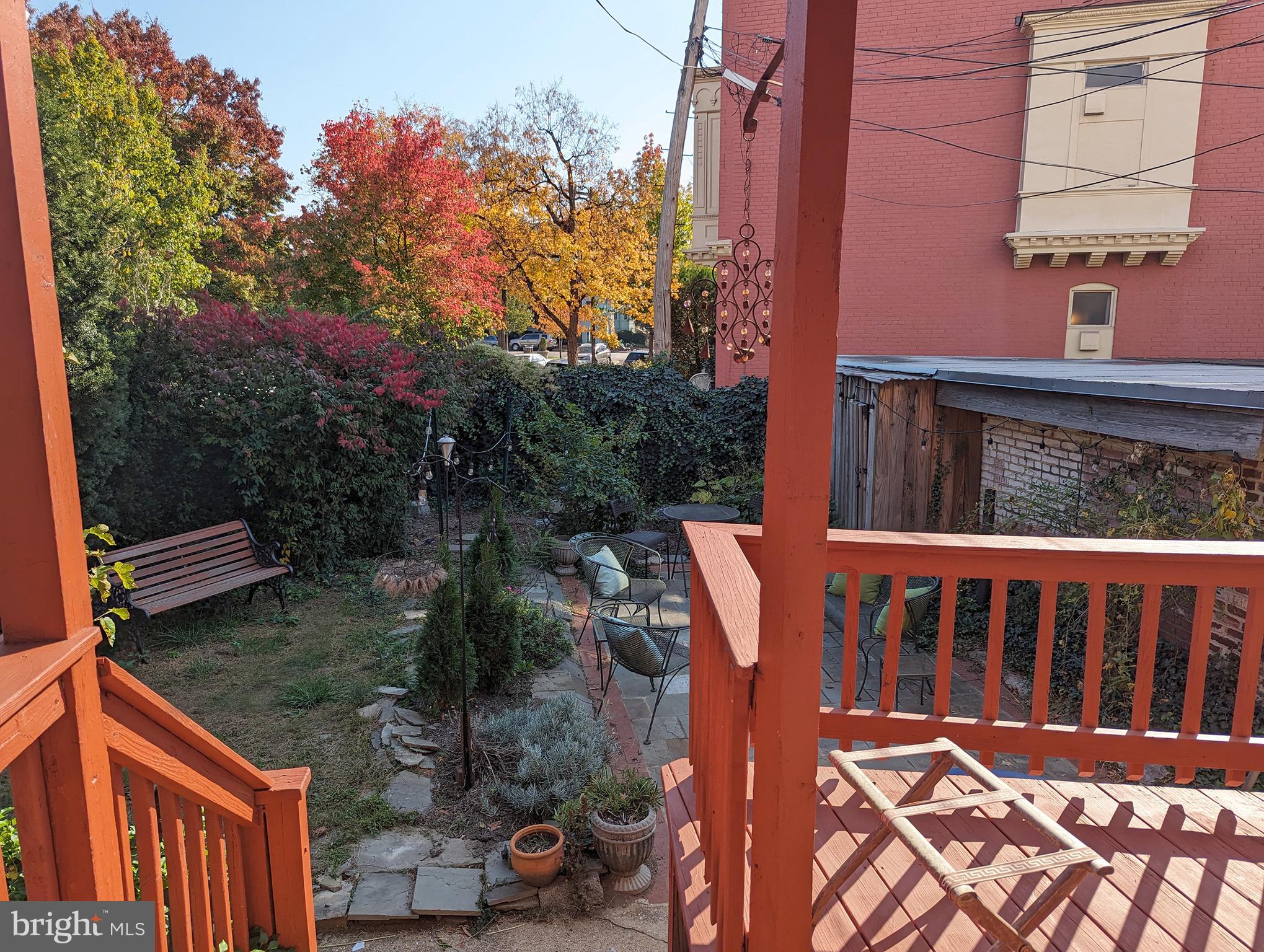 CAPITOL HILL - Residential