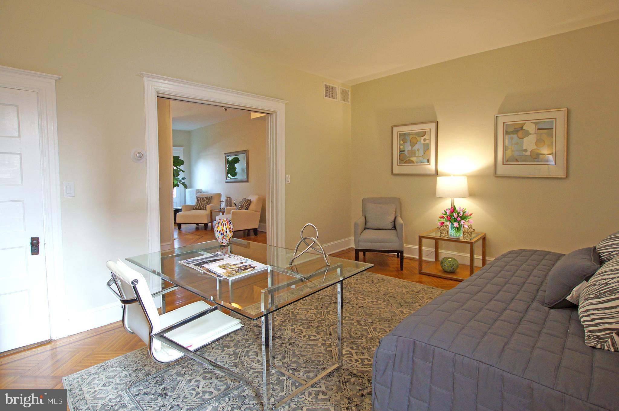 CAPITOL HILL - Residential