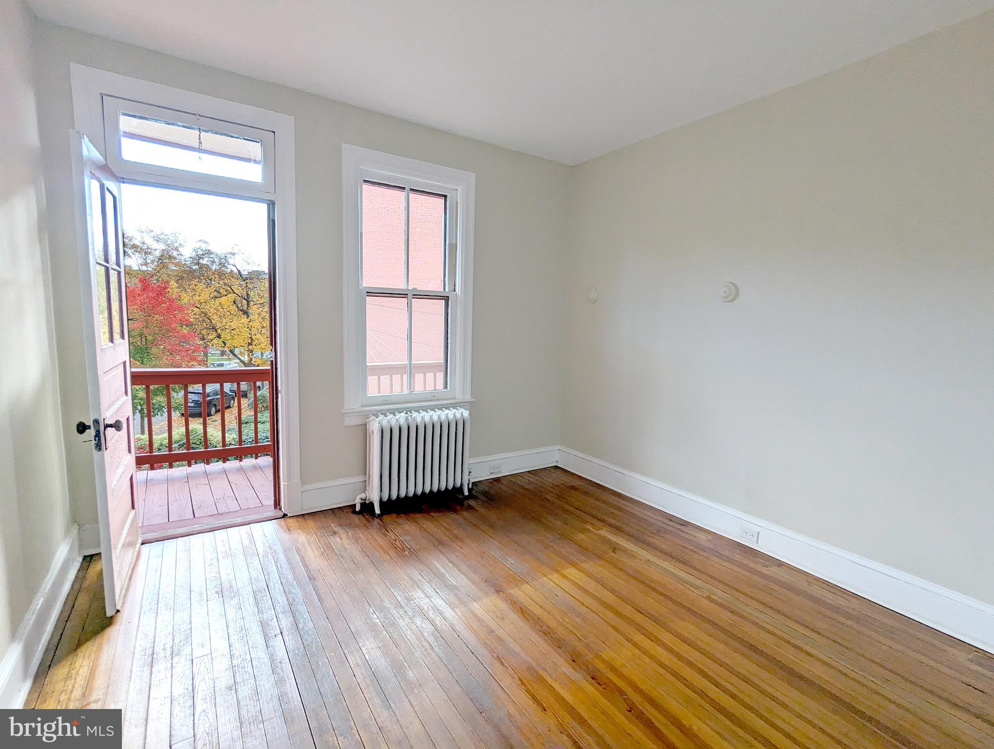 CAPITOL HILL - Residential