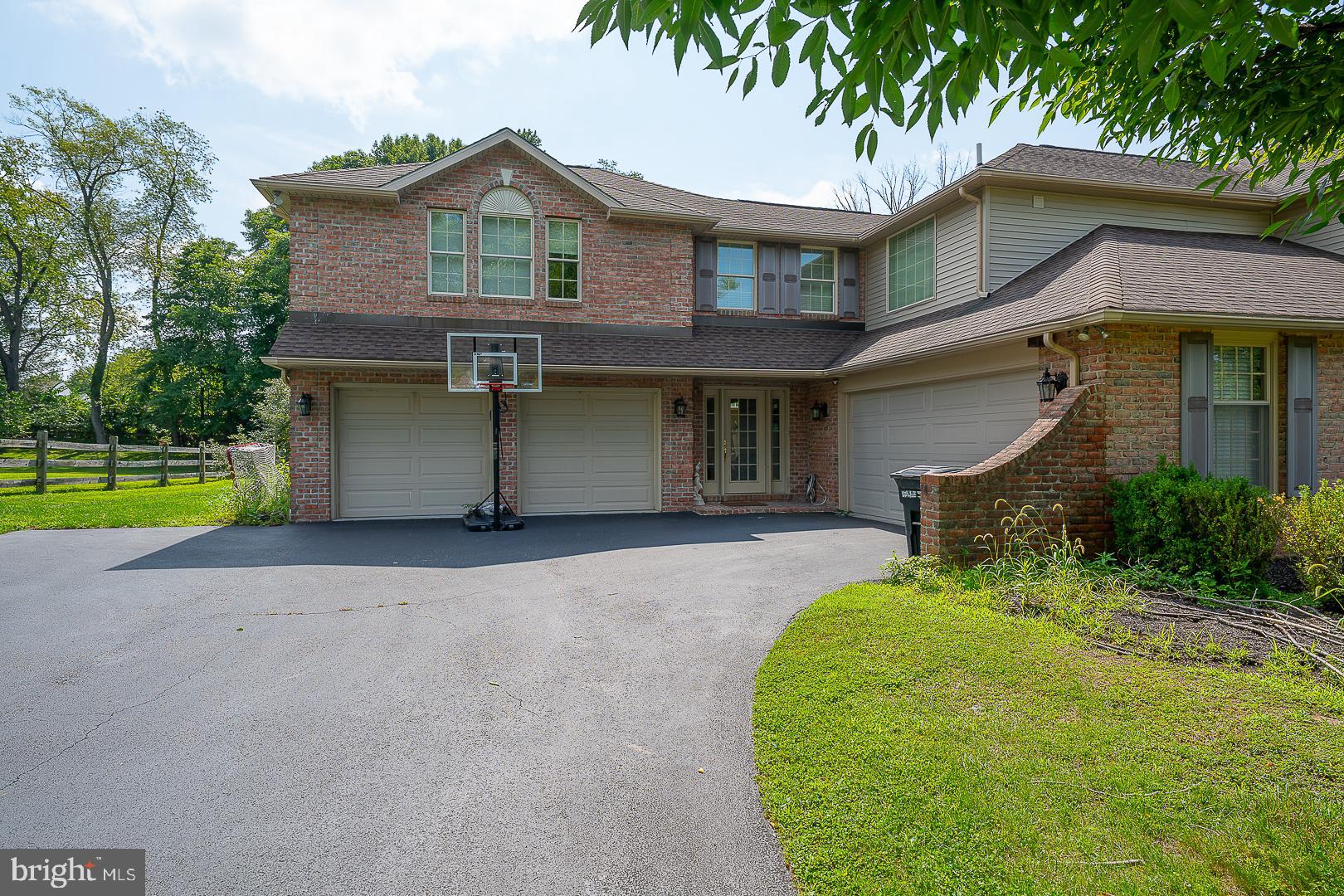 104 SPARANGO LANE