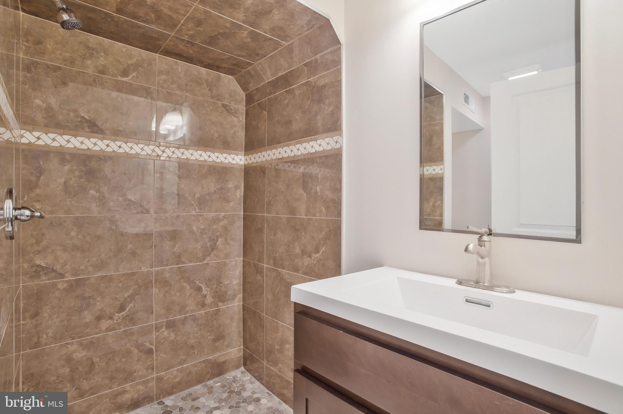 EAST BALTIMORE MIDWAY - Residential